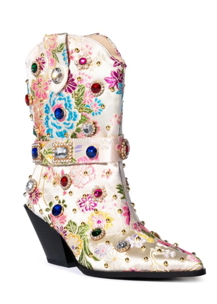 Diligent Western Bootie - Bone