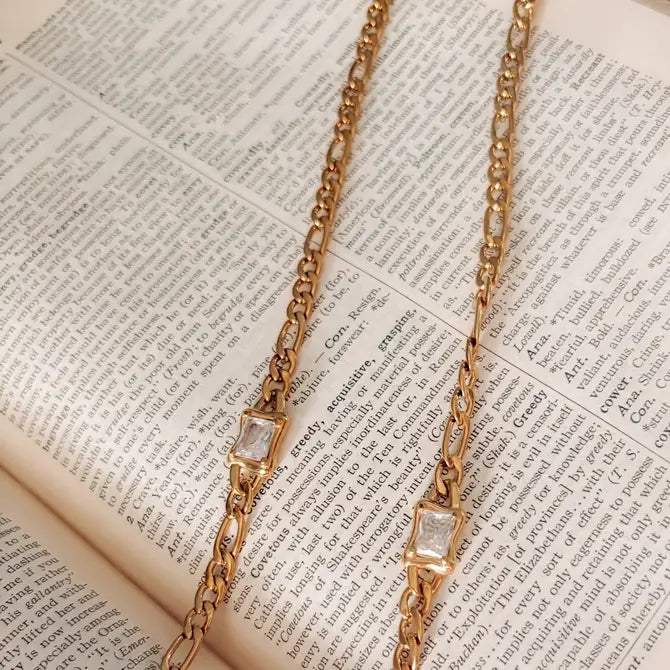 Stella Figaro Chain Necklace