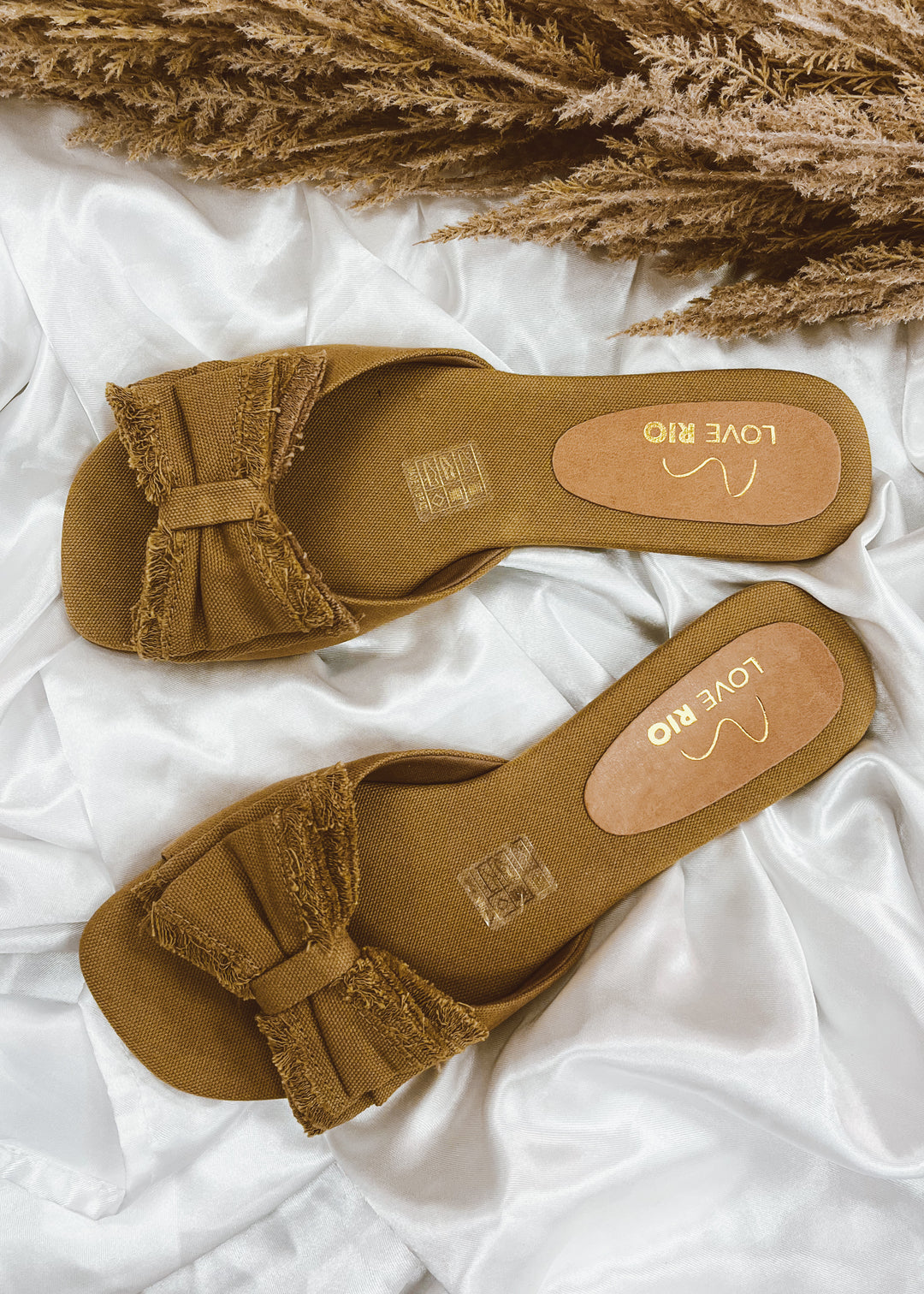 vacation sandals 