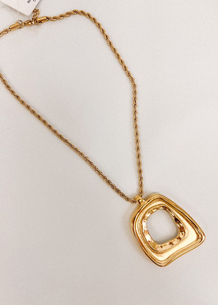 The Taylor Necklace