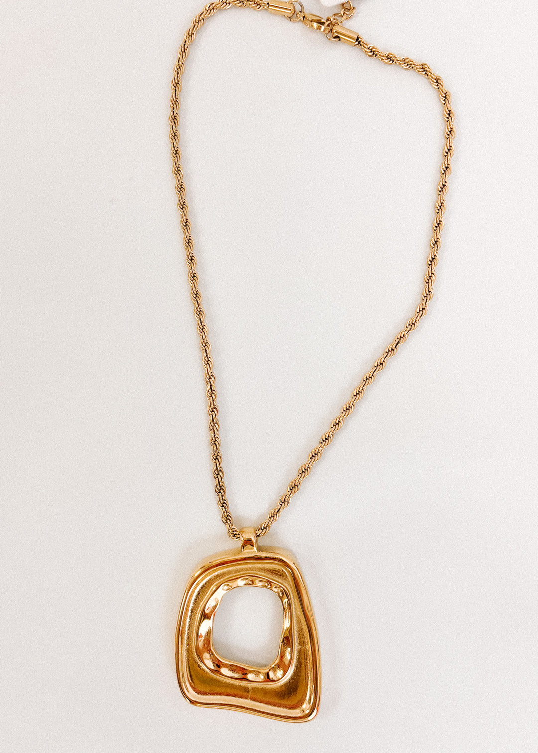 The Taylor Necklace