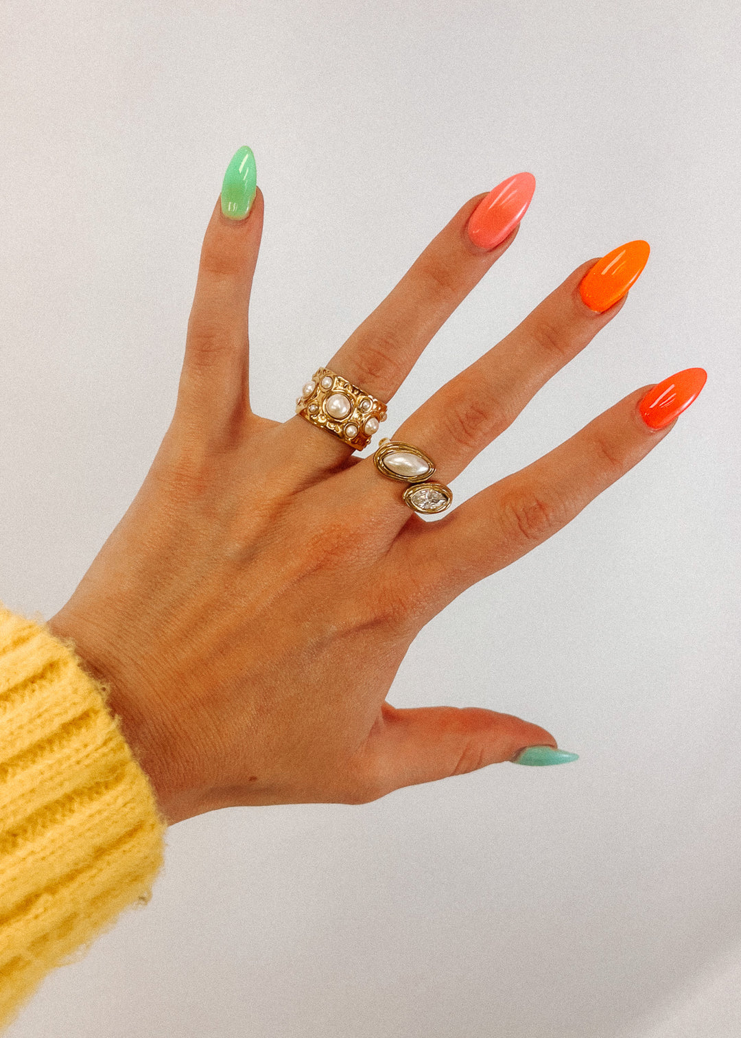 The Bella Ring