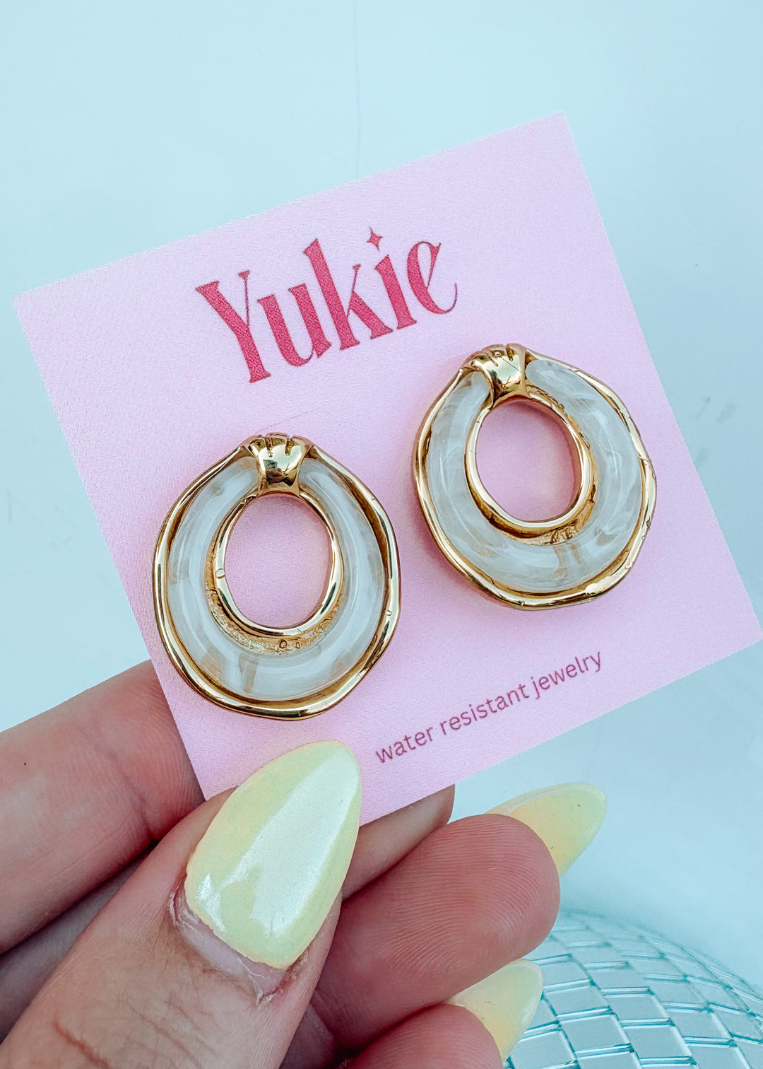 Corinne Cream Resin Earring
