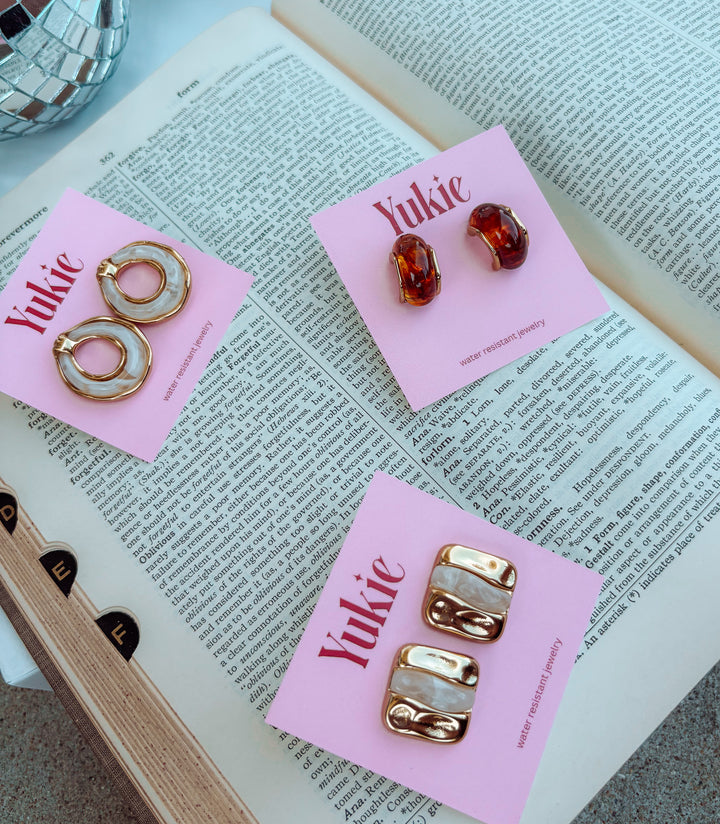 Corinne Cream Resin Earring