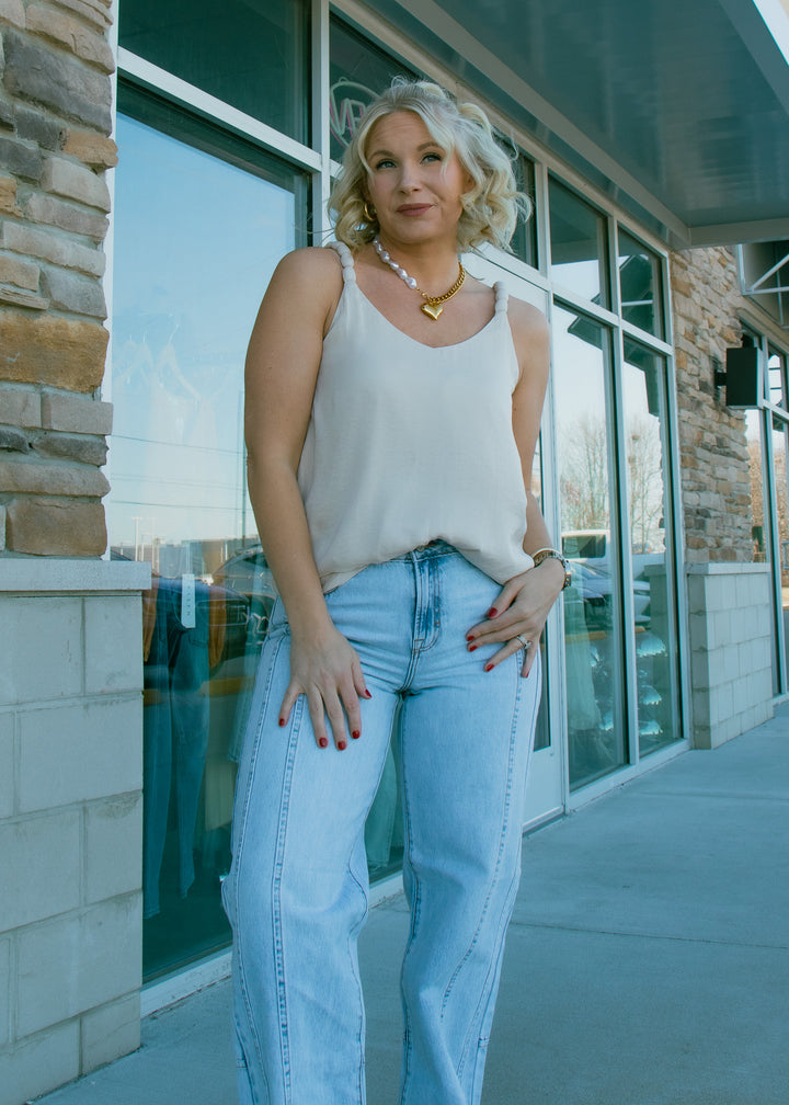 white tank top 