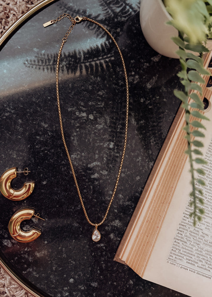 Polly Pear Necklace