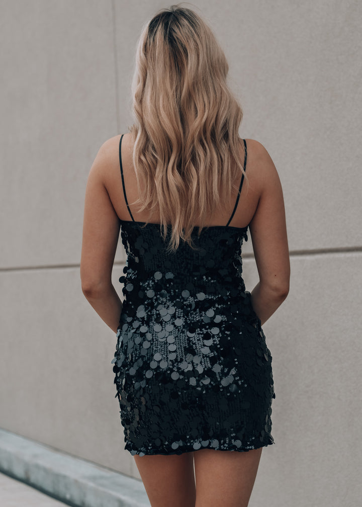 Black short dress 