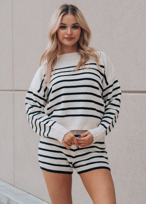 Jetsetter Cream and Black Striped Set