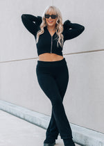 Winter QT Black Fuzzy Set