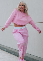 Pink Crewneck Outfit