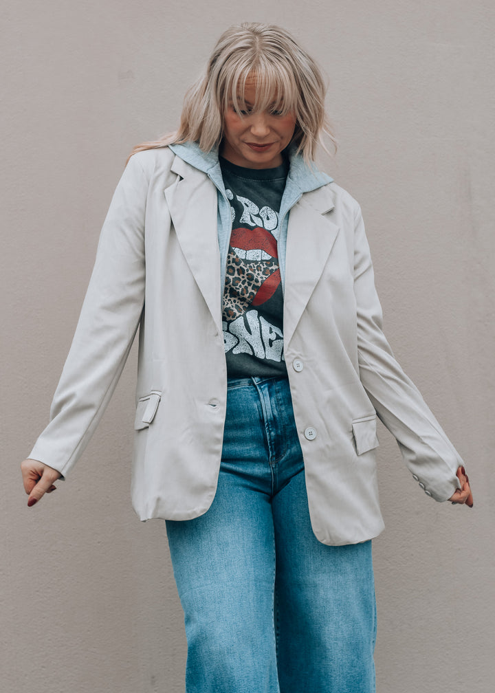 Trendy Blazer Outfit