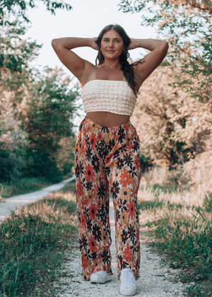 
            
                Load image into Gallery viewer, Stay Groovy Floral Pant
            
        