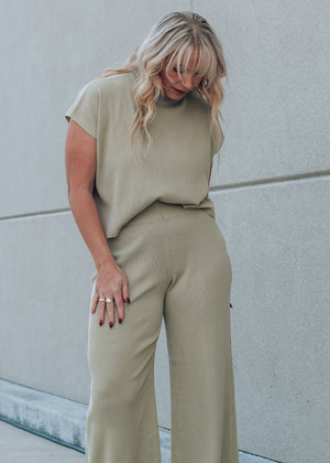 Avocado Ribbed Pant