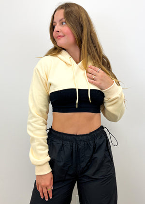 
            
                Load image into Gallery viewer, Turn Heads Ivory Cropped Hoodie
            
        