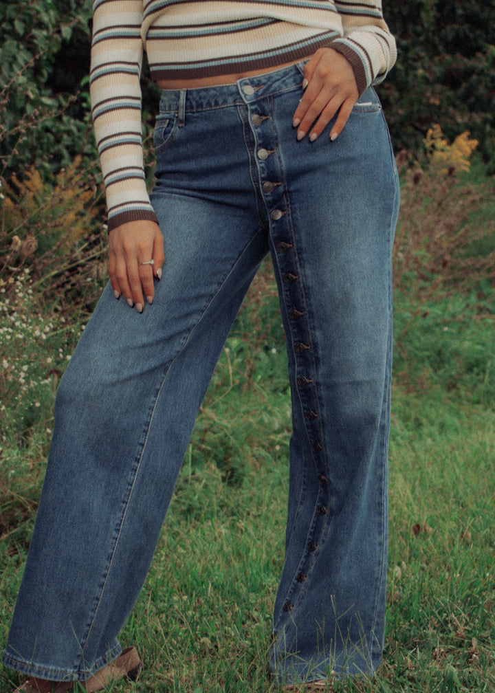 Bianca Buttoned Wide Leg Jean
