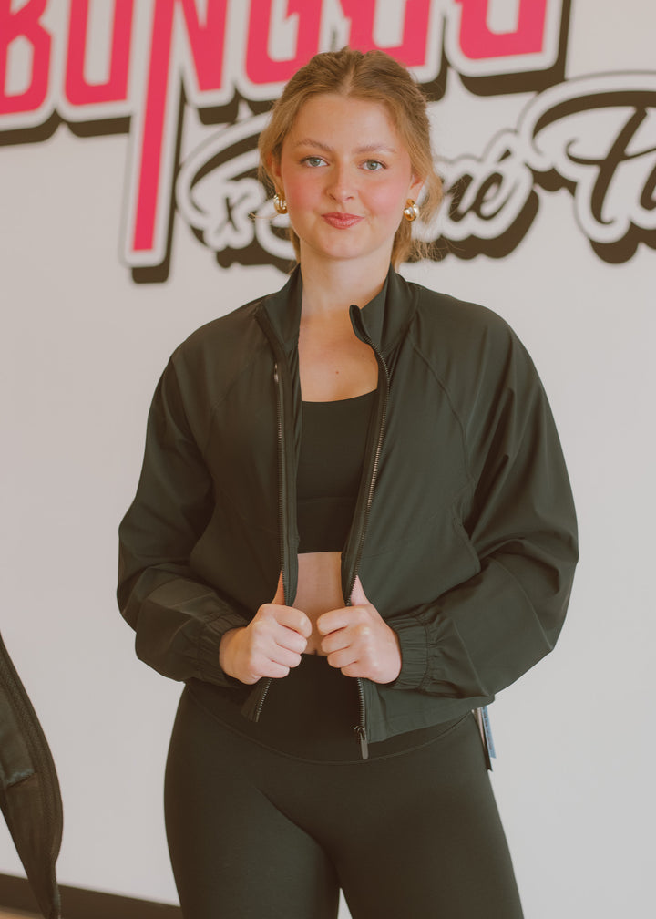 activewear jacket, black jacket, tan jacket, full length zipper jacket, collard jacket, workout jacket, lightweight jacket