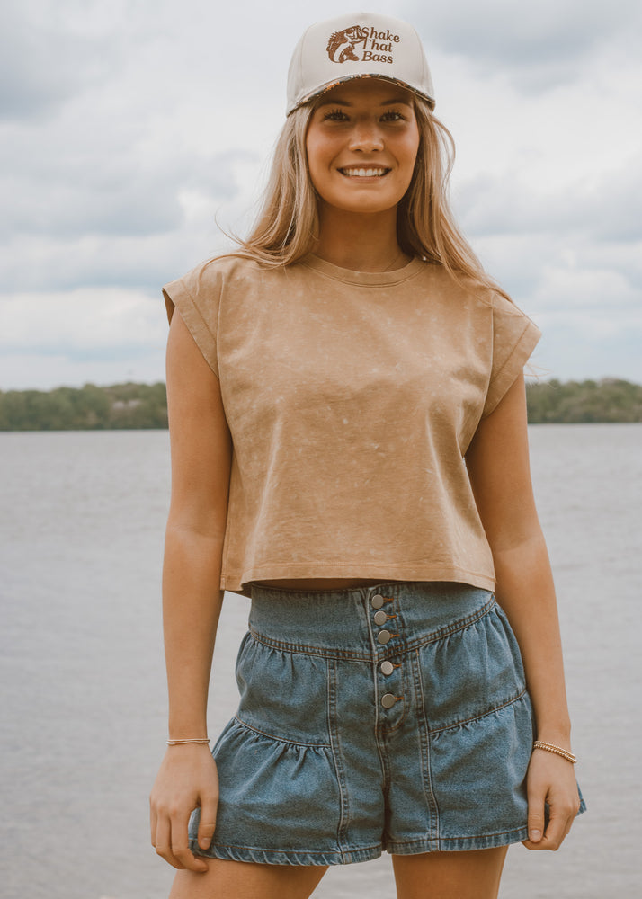 basic tee, muscle tank top, neutral color shirt, lake day outfit, summer shirt, cropped top, 