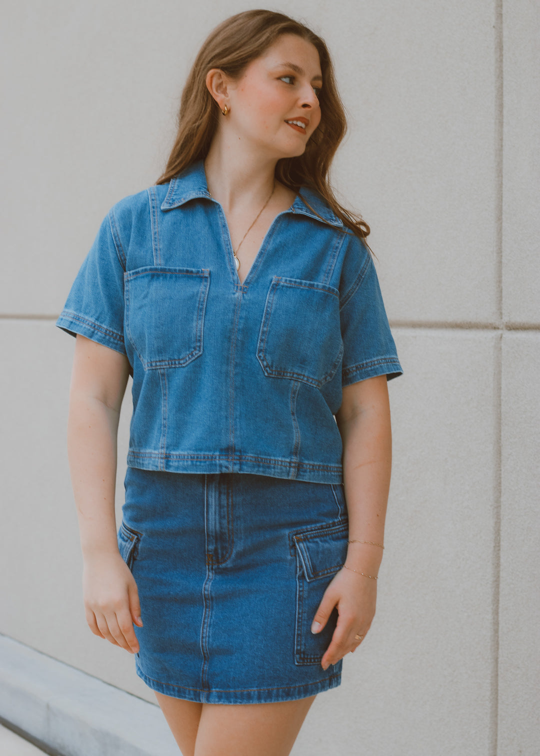 denim oversized top, denim v-neck top, denim shirt with collar denim shirt sleeve shirt with pockets, medium wash denim shirt, matching denim set, summer outfit, country concert outfit