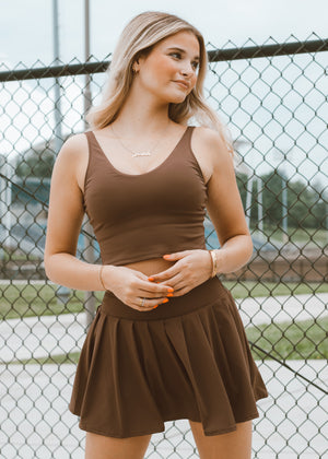 athleisure outfit 