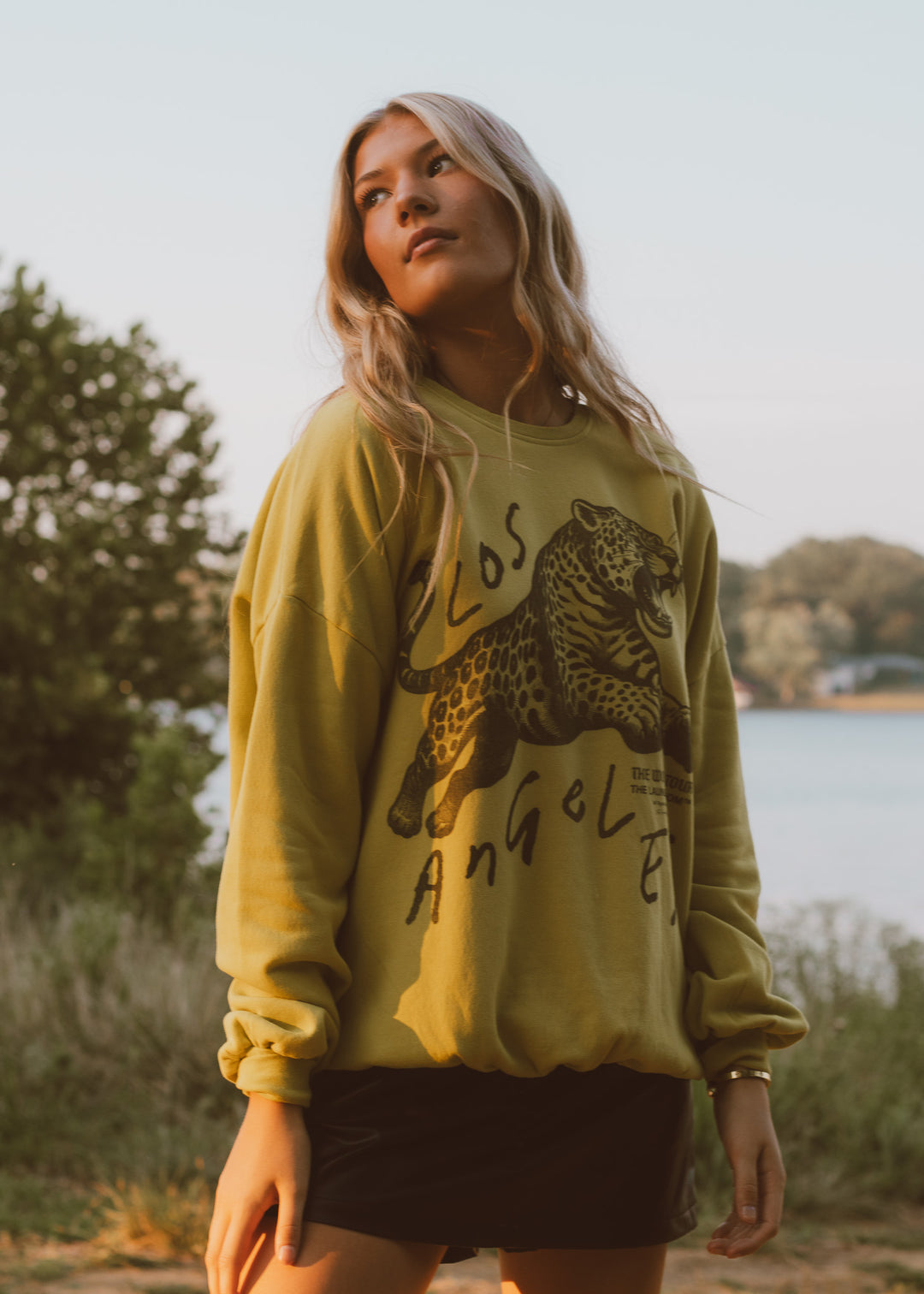 LA crewneck 