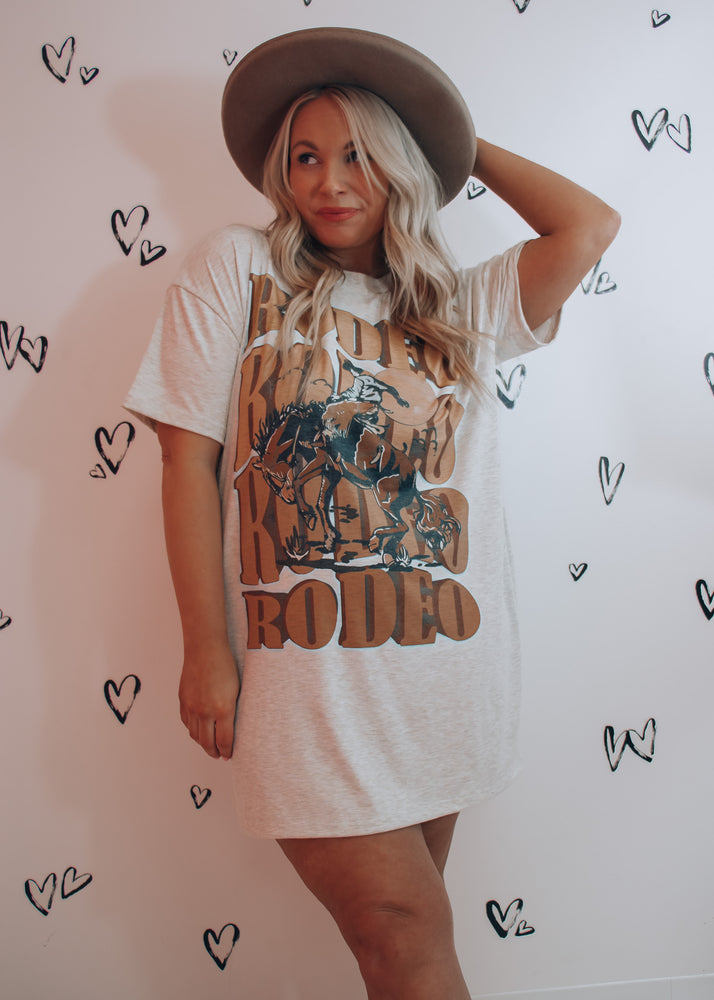 
            
                Load image into Gallery viewer, graphic tee dress
            
        