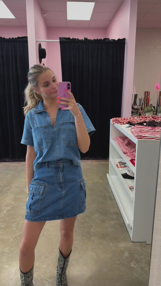 
            
                Load and play video in Gallery viewer, Darlin Cargo Denim Skirt
            
        