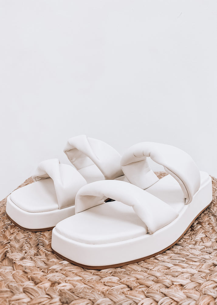 
            
                Load image into Gallery viewer, Cory Sandal by Billini
            
        